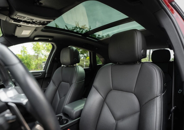 Porsche Macan cena 335900 przebieg: 105910, rok produkcji 2020 z Cedynia małe 379